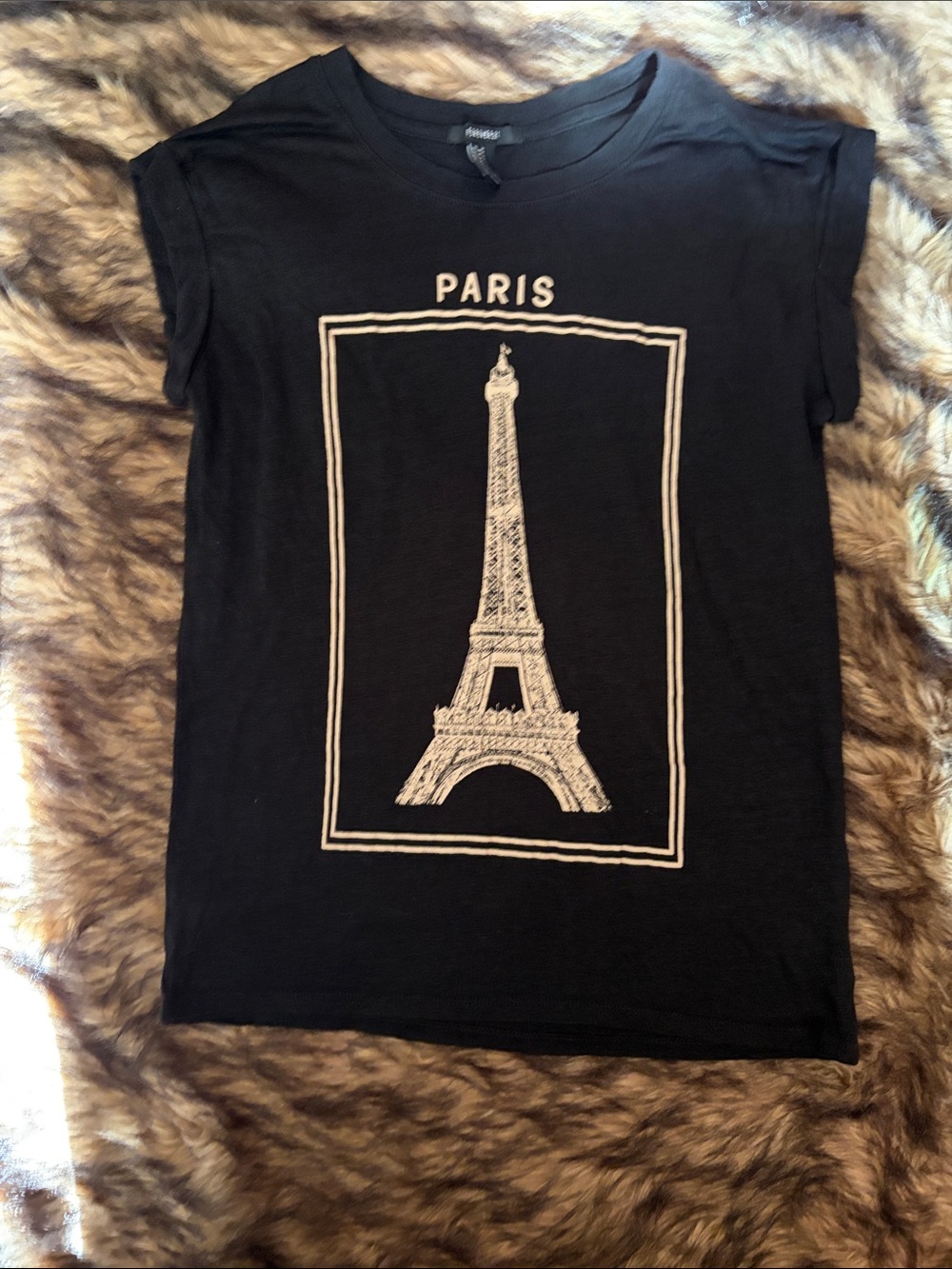 Forever 21 Black Tank with White Eiffel Tower Graphic and Paris Text Size Medium